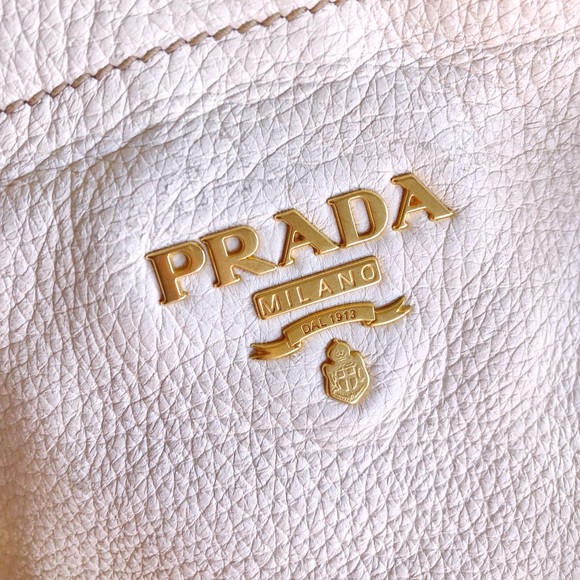 White deerskin leather Prada tote - Picture 3 of 8